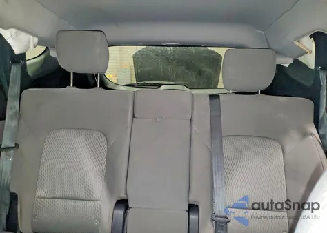 2015 Hyundai Santa Fe Sport z USA, uszkodzony, nr VIN 5XYZT3LB7FG234135